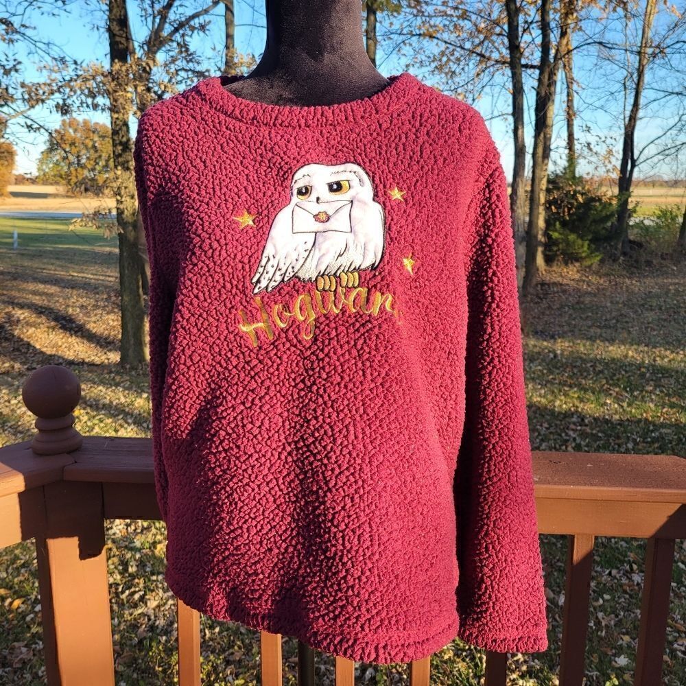 Harry Potter Hogwarts Red Long Sleeve Round Neck Fuzzy Pajama Top